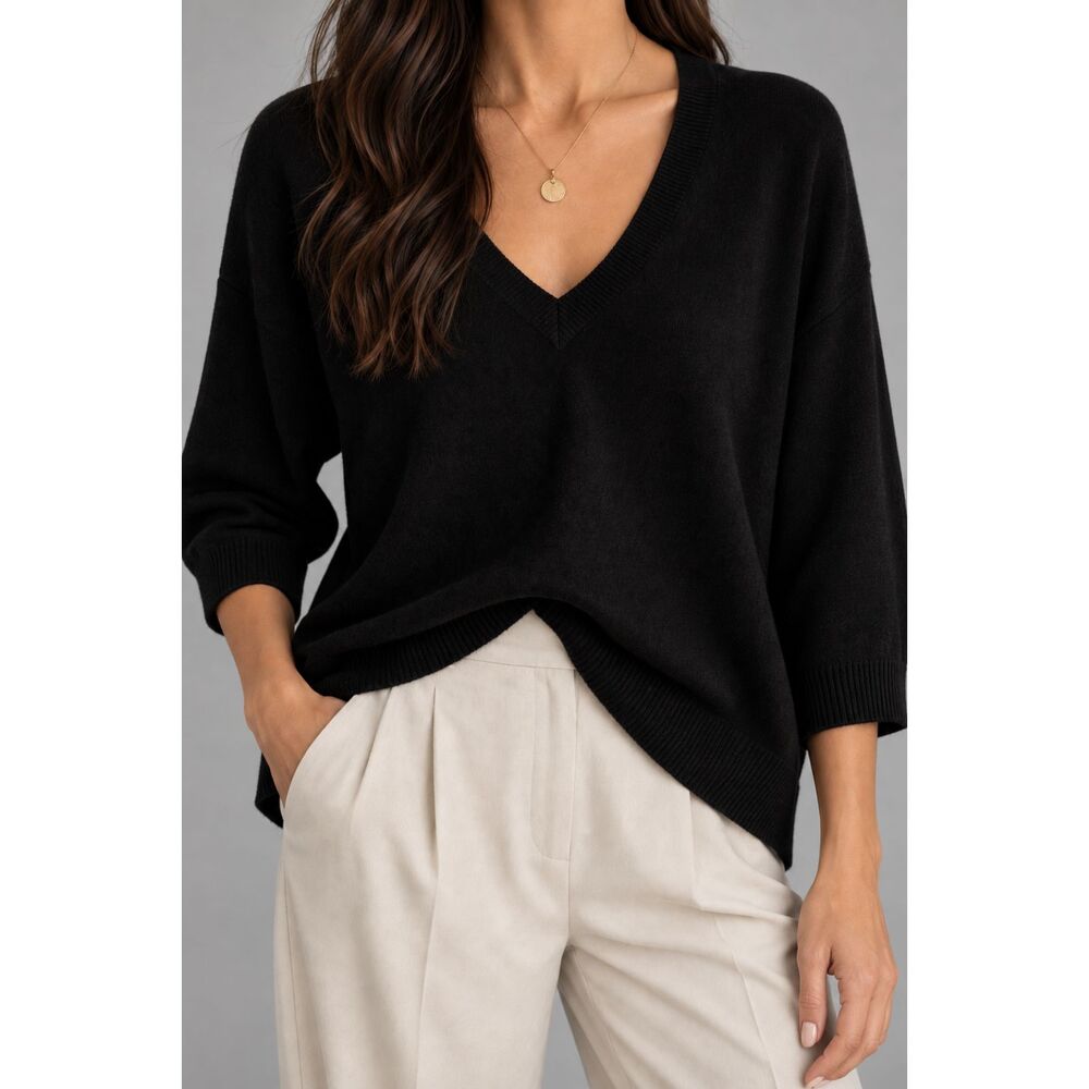 Wilfred Free Aritzia Black V-Neck Sweater Size 1 Oversized EcoVero Knit Small